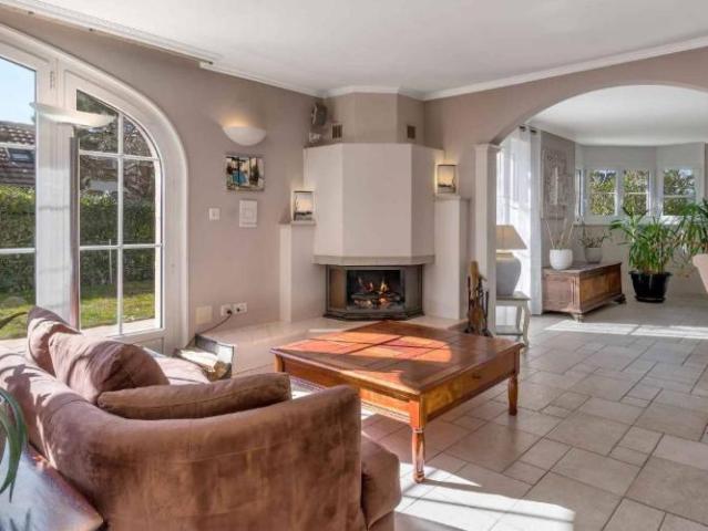 Villa 7.5 Zimmer