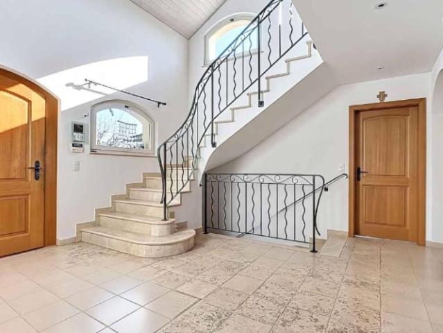 Villa 7.5 Zimmer