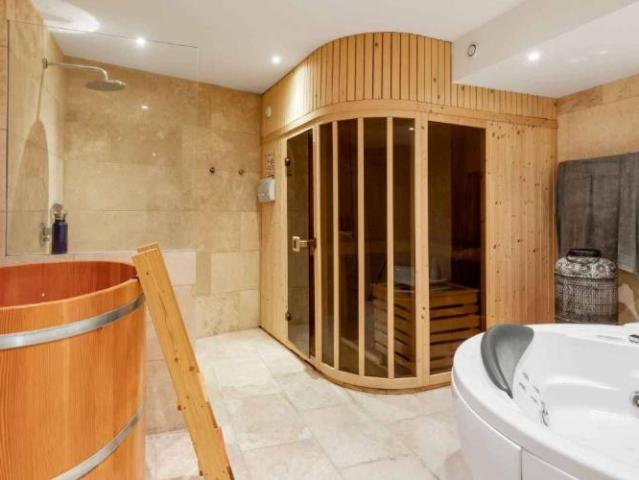 Villa 7.5 Zimmer