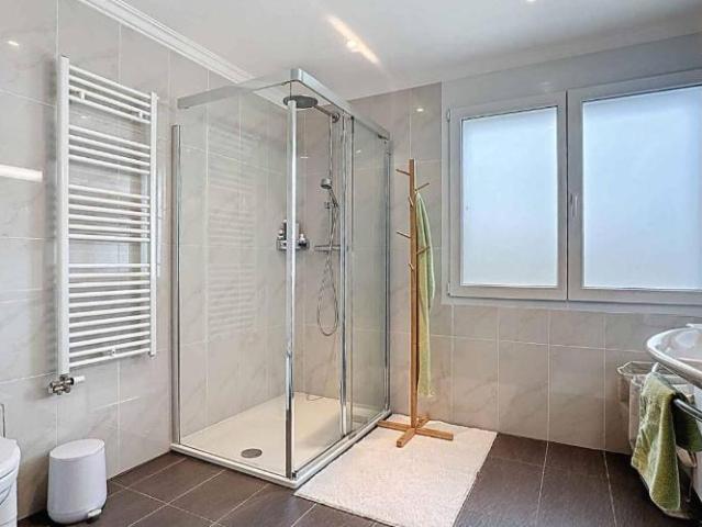 Villa 7.5 Zimmer
