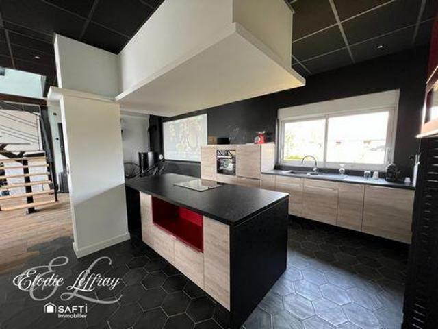 Villa 8 chambres, Montfort Pays de la Loire 72450 ES98928681