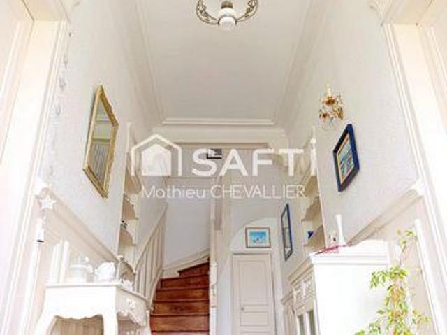 Villa 8 chambres, Airaines Picardie 80270 DS101622909