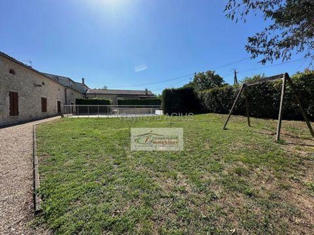 Villa 8 chambres, Saint Quentin De Caplong Aquitaine 33220 ES96311996