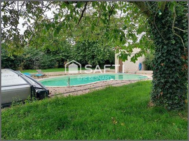 Villa 8 chambres, Sammarçolles Poitou 86200 ES99687240