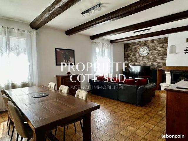 Villa 8 pièces 241 m²