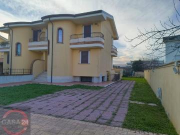 Via Urano Latina, Latina, Latina Lazio