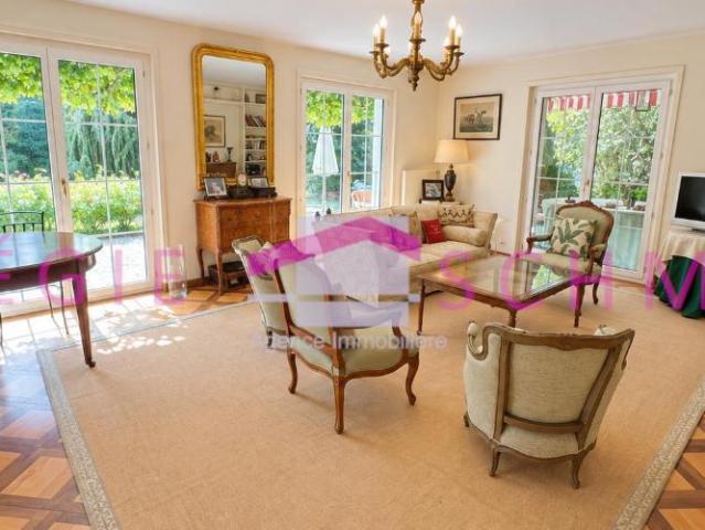 Villa 8 Zimmer