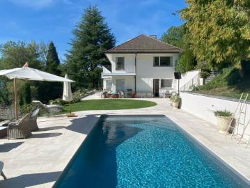 Villa 8.5 Zimmer
