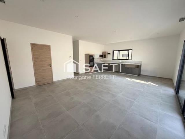 VILLA 95 M² AVEC GARAGE ET PISCINE SUR TERRAIN DE 414 M²