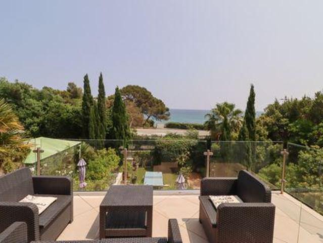 Villa 9 chambres, Fréjus Provence 83370 DLS91991599