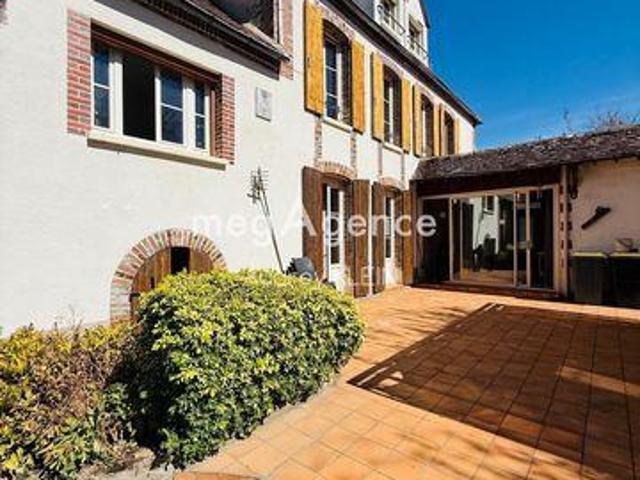 Villa 9 chambres, La Chapelle Bourgogne 89260 DS105472603