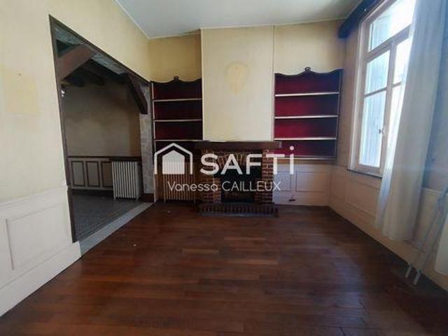Villa 9 chambres, La Fere Picardie 02800 DS98714216