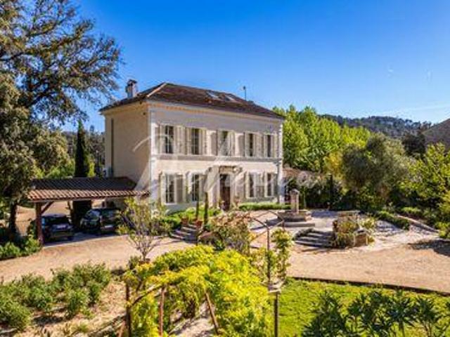 Villa 9 chambres, Le Thoronet Provence Alpes Côte d'Azur 83340 DS95400112