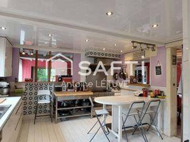 Villa 9 chambres, Villers Picardie 80800 DS105272523