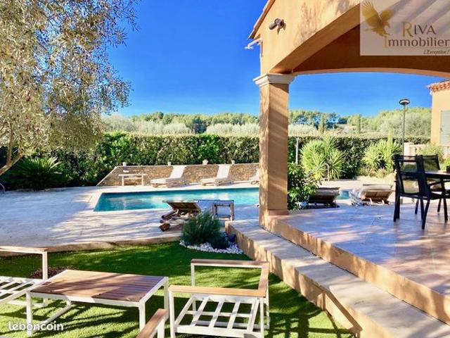 Villa 9 pièces 170 m²