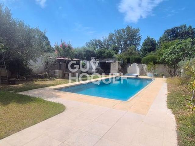 Villa 9 pièces 219 m²