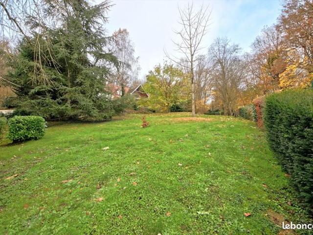 Villa 9 pièces 268 m²