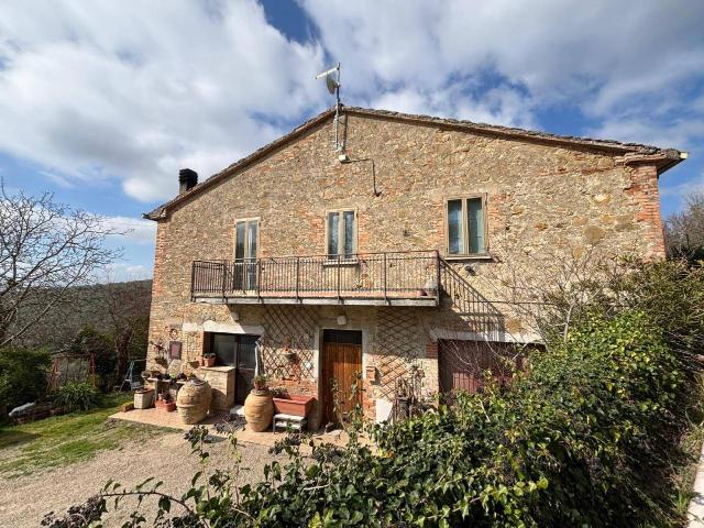 Villa 9 vani 250mq