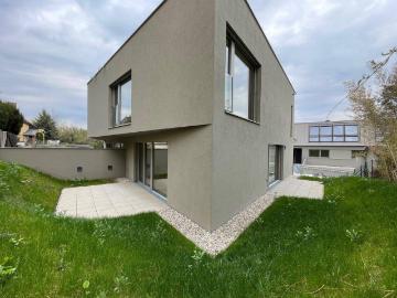 Haus zum Verkauf in 2345 - Balkon