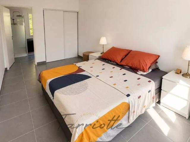 VILLA 10897