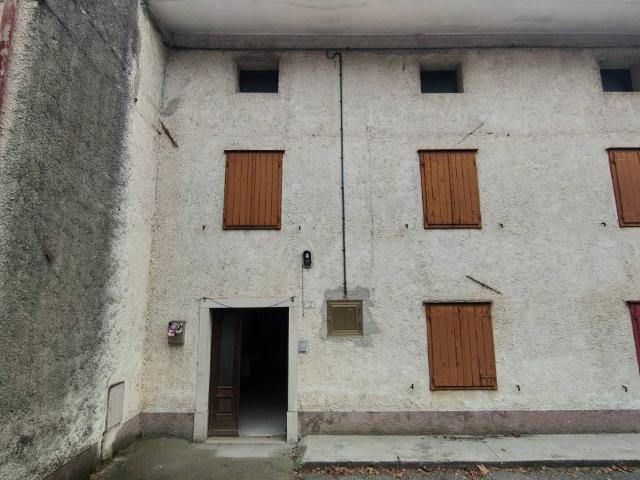 Villa 10 vani 212mq