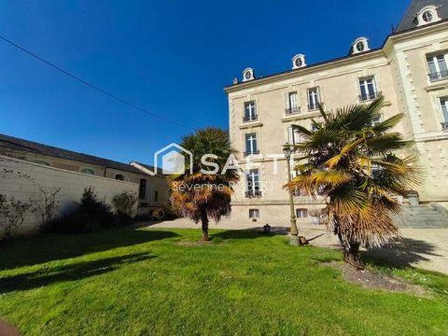 Villa 11 chambres, Loudun Poitou 86200 DS102023490
