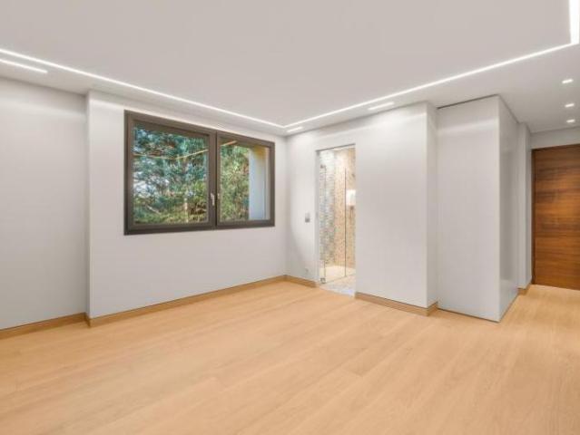Villa 12 Zimmer