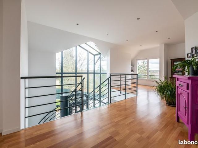 Villa 12 pièces 465 m²