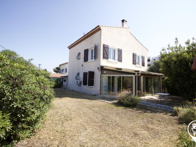 Villa 13008 Saint Anne+Jardin+place de parking