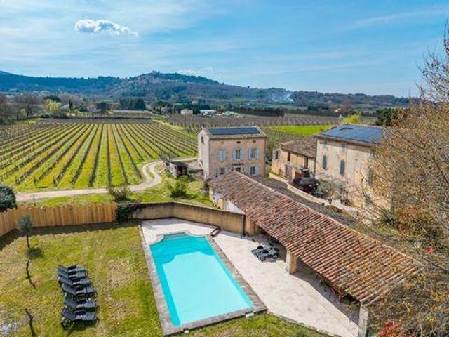 Villa 17 chambres, Bonnieux Provence 84480 DS100854076