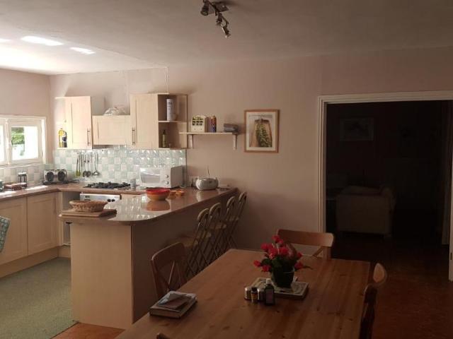 Villa 140 m2 + appartement de 70 m2 à Les Martys 11310