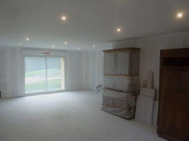 Villa 14 chambres, Palinges Bourgogne 71430 ES100774811