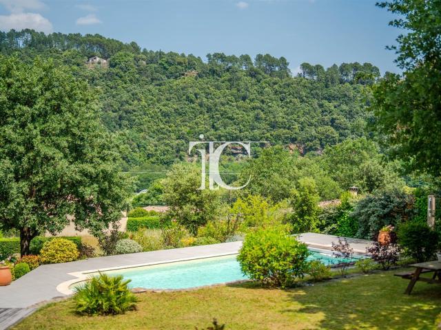 Villa 171M² Habitables Piscine 10X5 2795M² De Terrain 171m² Les Vans