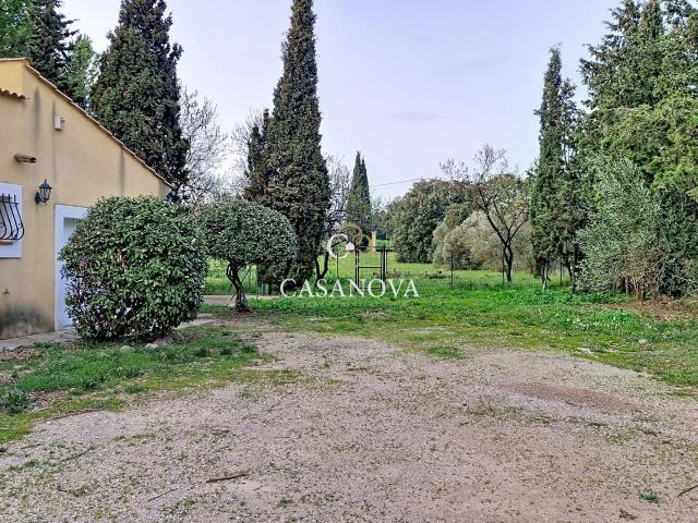 Villa 179 m2 sur parcelle de 5 990 m2 179m² Canet