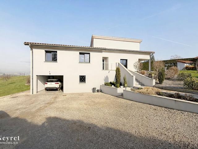 Villa 190 m2 avec Piscine et terrain de pétanque 190m² Saint Chamond