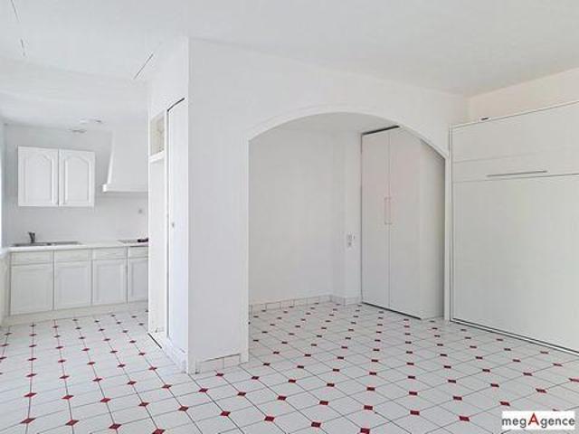 Villa 1 chambres, Nantes Pays de la Loire 44200 DLS102706464
