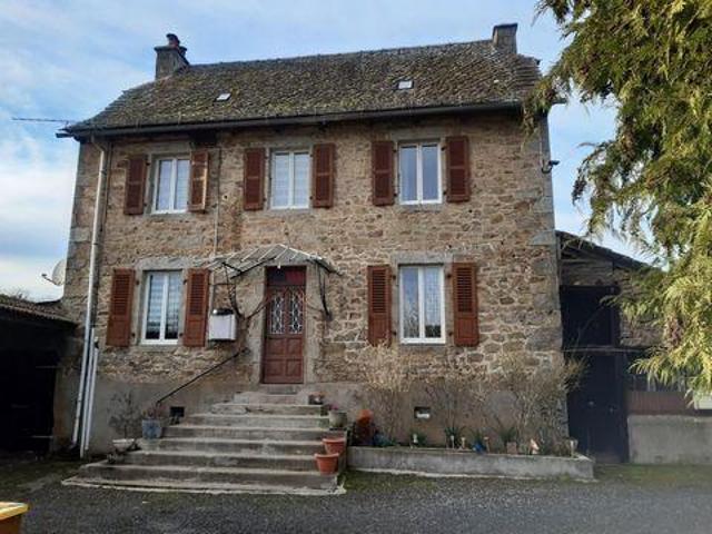 Villa 1 chambres, Ladinhac Auvergne 15120 DS104005880