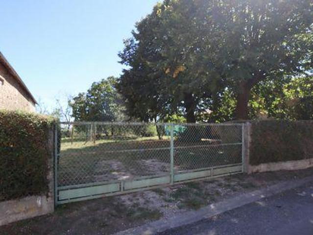 Villa 1 chambres, Londigny Poitou 16700 DLS105490246