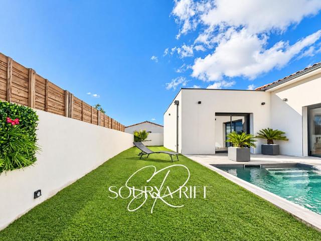 VILLA 2024, PLAIN PIED, 3 CHAMBRES, PISCINE, AUCUN TRAVAUX