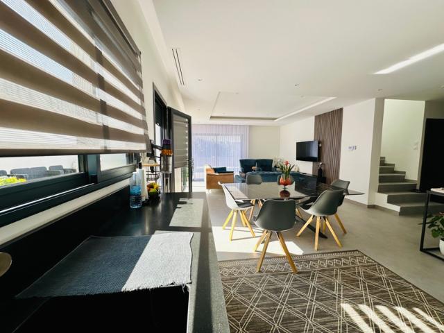 Villa 2022, 3 faces, piscine bali, 4 pièces, 120m2, 400m2 te
