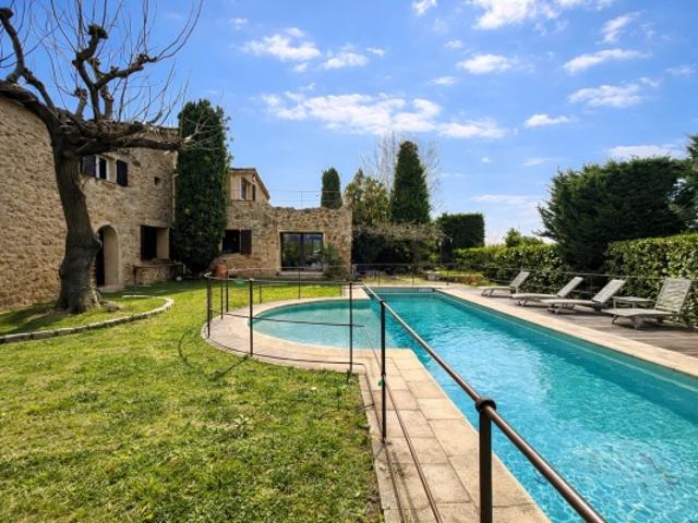 Villa 230 m² sur terrain arboré de 1 500 m² – Proche Golf de la Grande Bastide
