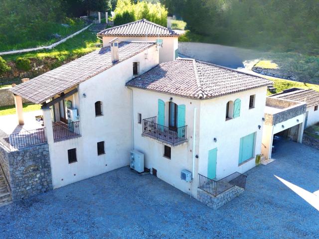 Villa 265 m2 à Peymeinade