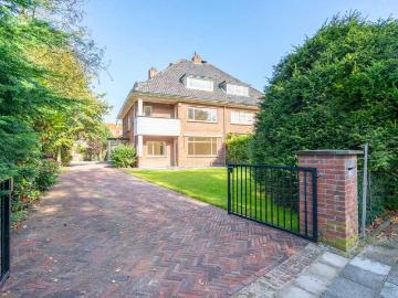 Villa, 2 onder 1 kapwoning te huur in Wassenaar