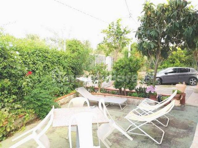Villa 2 camere da letto, Augusta SiciliaSicily ES103700620