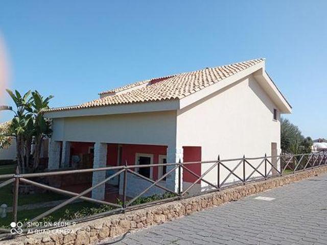 Villa 2 camere da letto, Augusta SiciliaSicily ES103700935