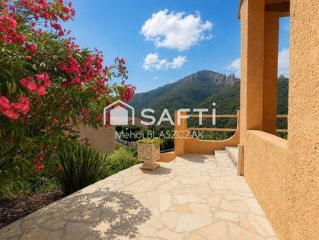 Villa 2 chambres, Mandelieu Provence 06210 DLS104371859