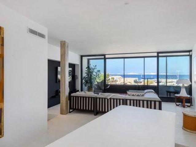 Villa 2 chambres, Marseille Provence 13000 ES89290780