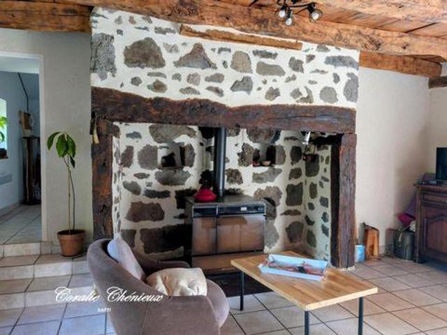 Villa 2 chambres, Mauriac Auvergne 15200 ES98109514