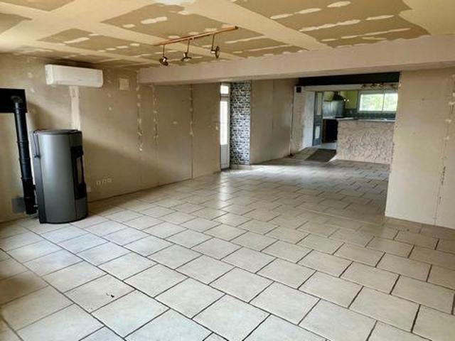 Villa 2 chambres, Mazeray Poitou 17400 DS102023661