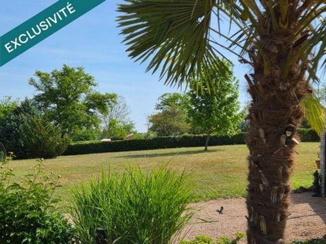 Villa 2 chambres, Monestier Auvergne 03140 ES98113666